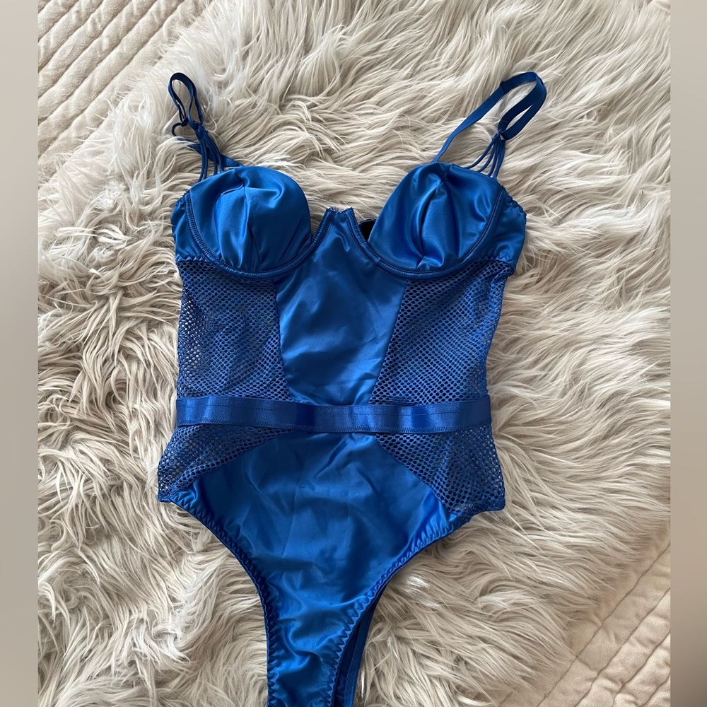 💘 Fredrick's One Piece Lingerie Suit